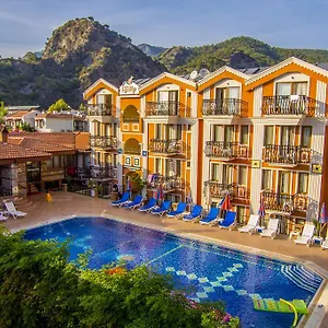 Magic Tulip Hotel